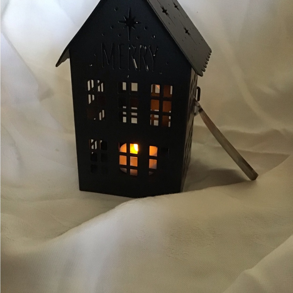 Martha Stewart Christmas house w/candel